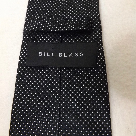 bill blass Other - Bill Blass Tie- 100% Silk
